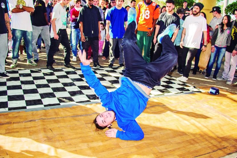 A ação contará com palestras e apresentações em escolas sobre os cinco elementos do Hip Hop: o grafite, o break, o rap, o DJ e o conhecimento