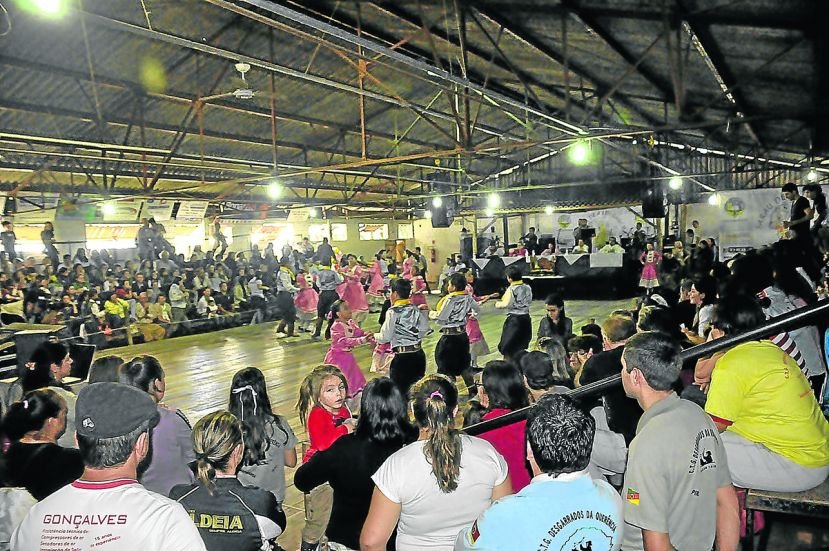 Sarau de Arte Gaúcha promete reunir grande quantidade de grupos tradicionalistas no CTG M’Bororé
