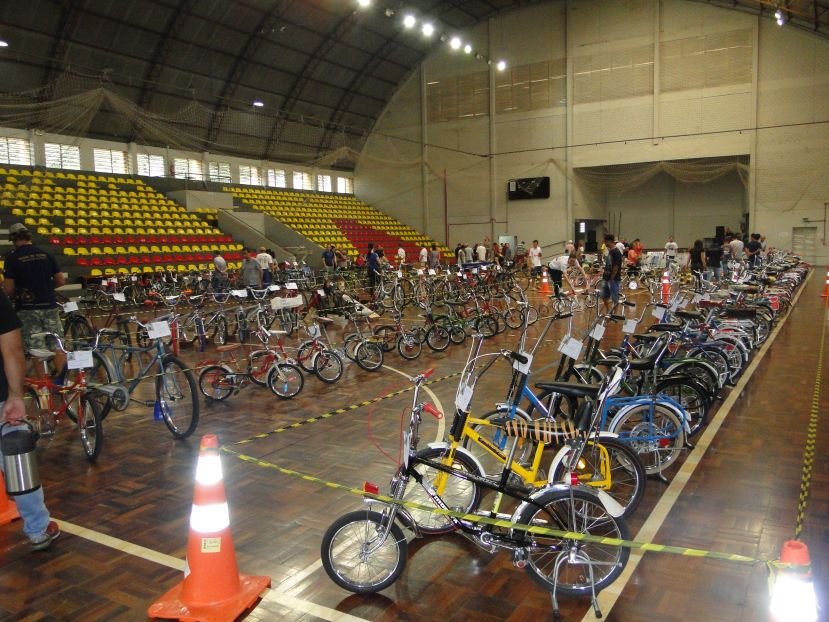 o 1º Encontro de Bicicletas Antigas foi um sucesso, contando, inclusive, com a participação de colecionadores de Santa Catarina