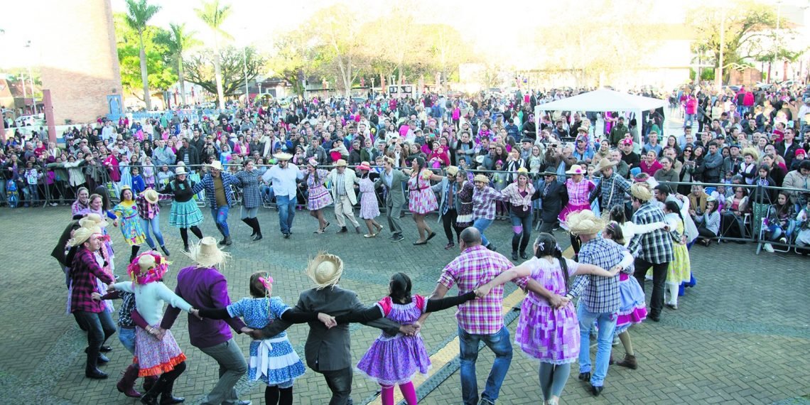 Arraial vai agitar o Largo Irmãos Vetter neste final de semana 1 Arraial vai agitar o Largo Irmãos Vetter neste final de semana