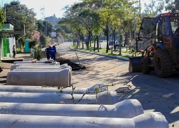 Inicia obras de esgoto no bairro Celeste 10 Inicia obras de esgoto no bairro Celeste