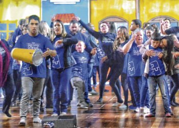 Primeira apresentação do musical estrelada por crianças com autismo acontece na Feevale