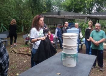 Comunidade participa de curso de Compostagem Urbana