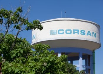 Limpeza de reservatório da Corsan deixa três bairros sem água hoje