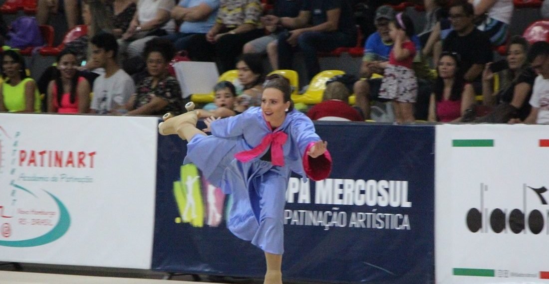 Abertura oficial da Copa Mercosul de Patinação Artística lota o Ginásio Municipal 1 cropped pati