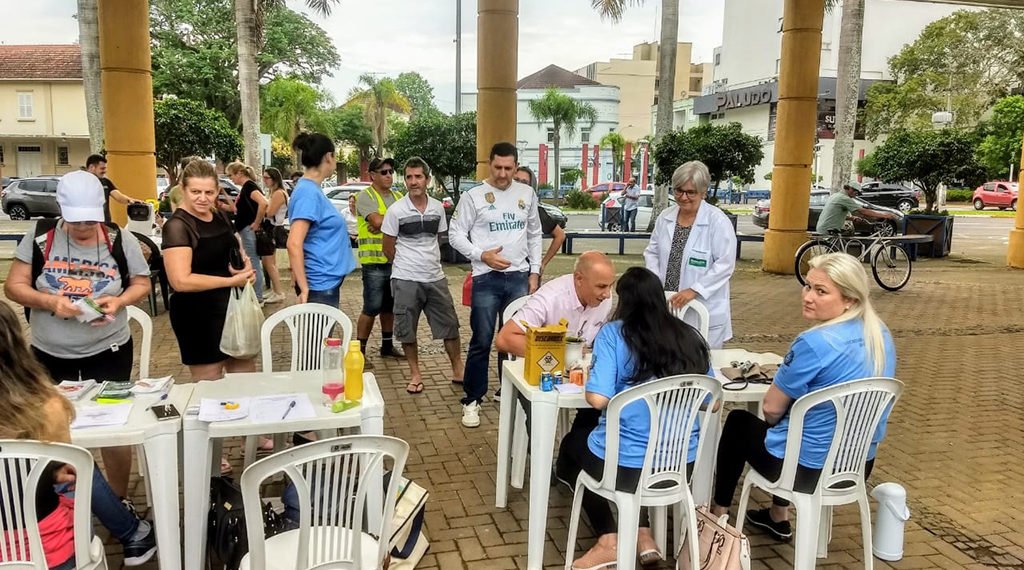 Novembro Azul: mais de 350 pessoas atendidas no Largo Irmãos Vetter 1 Novembro Azul: mais de 350 pessoas atendidas no Largo Irmãos Vetter
