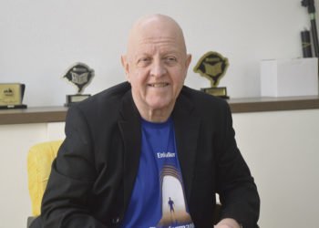 Livro “Transformando Revés em Êxito” será lançado na Câmara de Vereadores