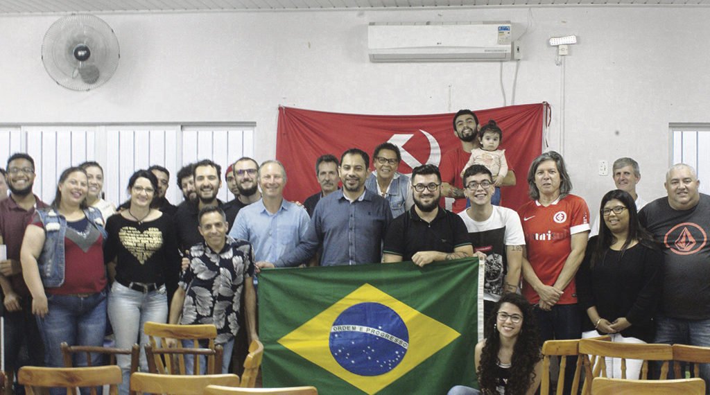 Victor Souza é o novo presidente do PCdoB de Campo Bom 1 Victor Souza é o novo presidente do PCdoB de Campo Bom