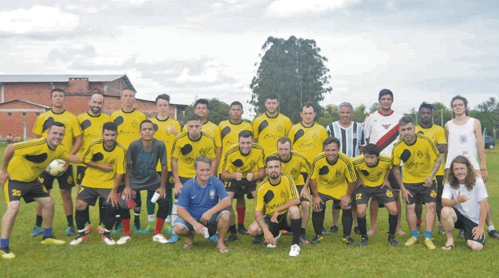 Futebol solidário vai arrecadar brinquedos para doação