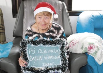 Idosos de asilo fazem pedidos simples de Natal e número de ‘padrinhos’ surpreende