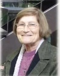 Morre, aos 87 anos, a professora Ria Blos