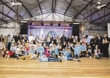 O casal que mudou a realidade de crianças e adolescentes