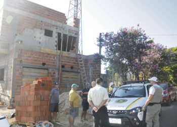 Sucessivos roubos fazem construtor abandonar a obra 1 Sucessivos roubos fazem construtor abandonar a obra