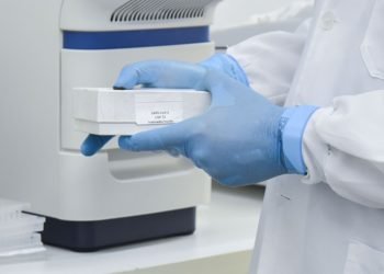 Feevale preparada para realizar diagnóstico laboratorial de Covid-19 em parceria com municípios da região