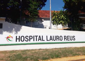 Air Liquide teria atrasado reposição de oxigênio no Lauro Reus, diz presidente do Hospital 3 Hospital Dr. Lauro Reus restringe visitas e acompanhantes