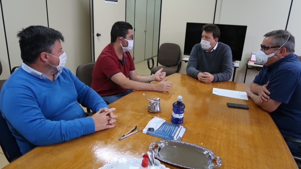 69093996 8bf7 4ea8 9cca 66403e783362