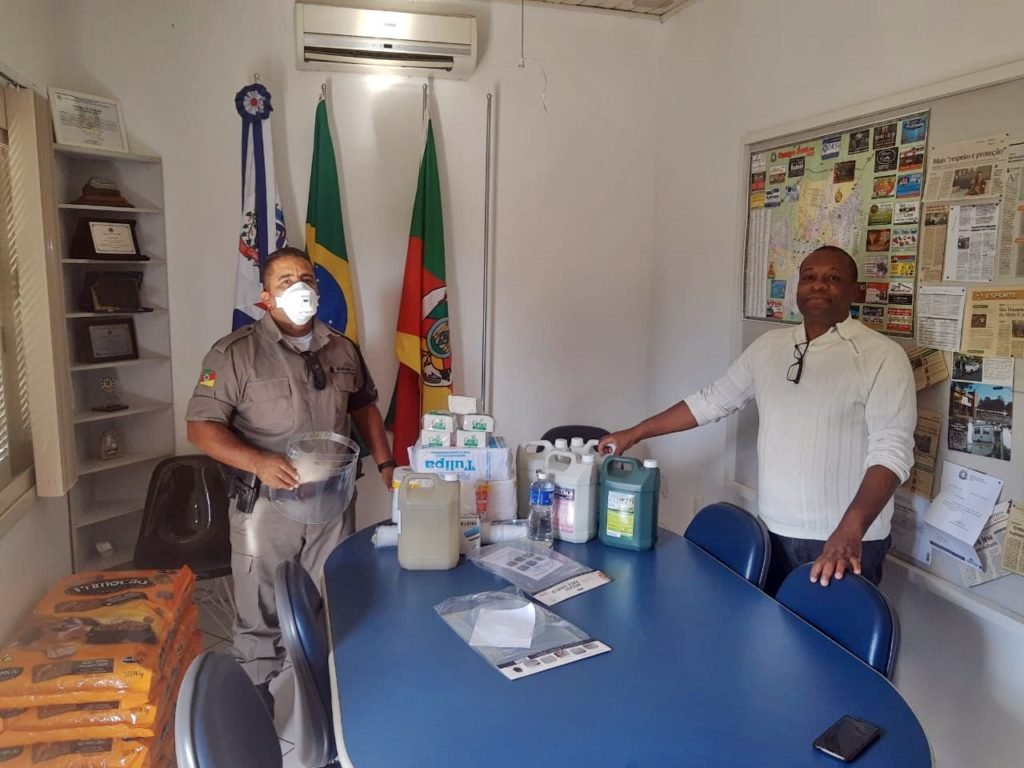 Brigada Militar de Campo Bom recebe doação de EPIs 1 WhatsApp Image 2020 04 16 at 16.33.16