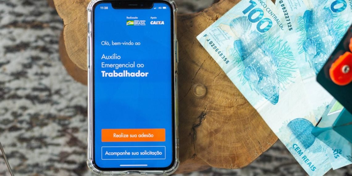 SEDSH orienta comunidade sobre cadastro para o auxílio emergencial de R$ 600,00 1 SEDSH orienta comunidade sobre cadastro para o auxílio emergencial de R$ 600,00