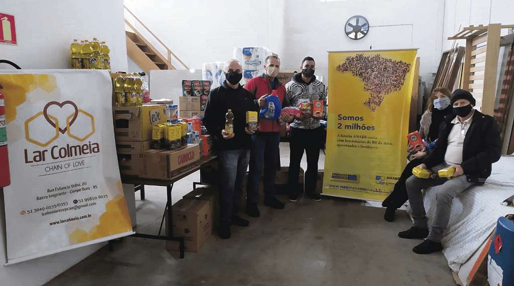Instituto doa cestas básicas ao Lar Colmeia 1 Instituto doa cestas básicas ao Lar Colmeia