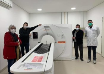 Tomógrafo adquirido pela Prefeitura é instalado no Hospital Lauro Reus
