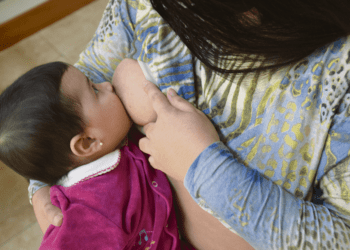 Agosto Dourado: cuidados com amamentação em meio à pandemia