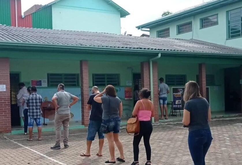 Apuração dos votos deverá terminar em uma hora e meia após o fim da eleição
