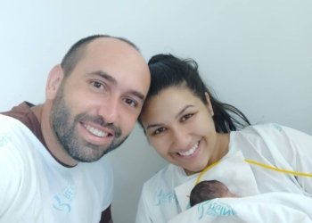 Campanha Novembro Roxo alerta para o nascimento de bebês prematuros