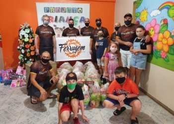 Grupo Ferrugem Bike Team realizou doações de cestas básicas para entidades campo-bonenses
