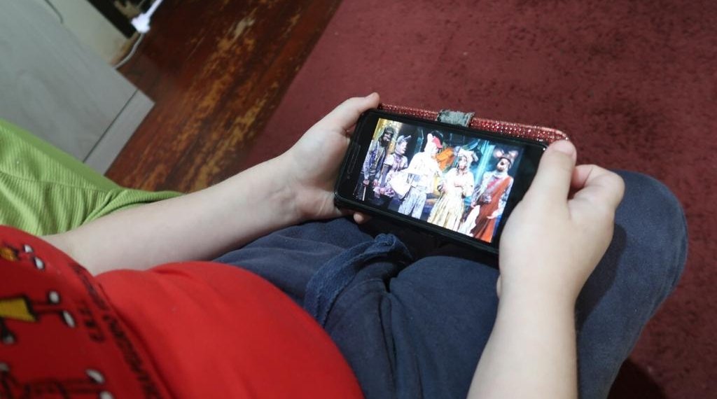 A magia do teatro invade as casas dos alunos da rede municipal de ensino 1 A magia do teatro invade as casas dos alunos da rede municipal de ensino