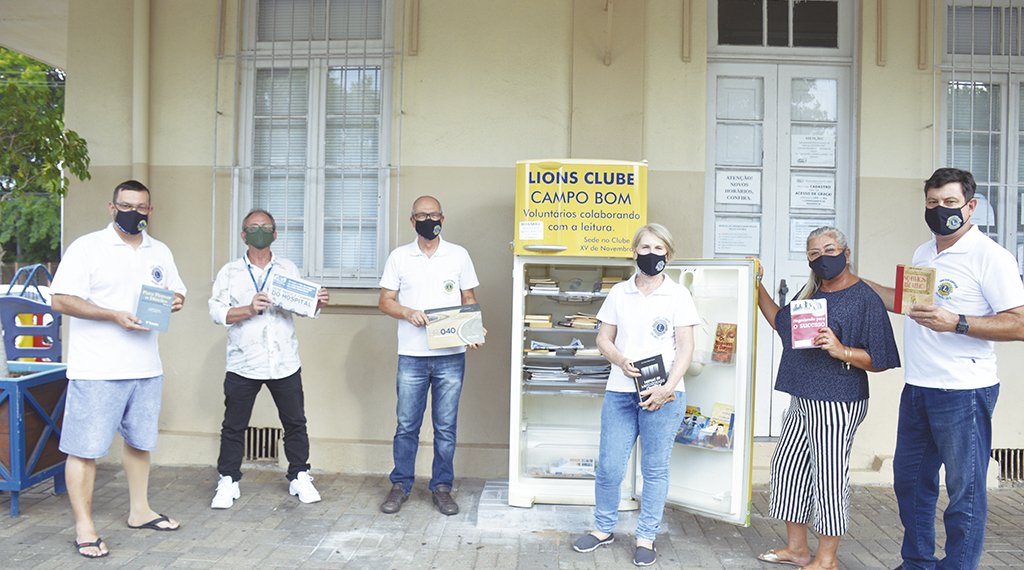 Lions Clube inaugura Geladeira Literária para instigar o gosto pela leitura 1 Lions Clube inaugura Geladeira Literária para instigar o gosto pela leitura
