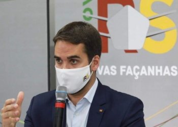 Governador Eduardo Leite defende suspender cogestão por uma semana no Rio Grande do Sul