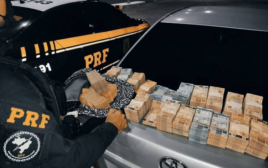 Campo-bonense é preso com mais de meio milhão de reais 1 Campo-bonense é preso com mais de meio milhão de reais