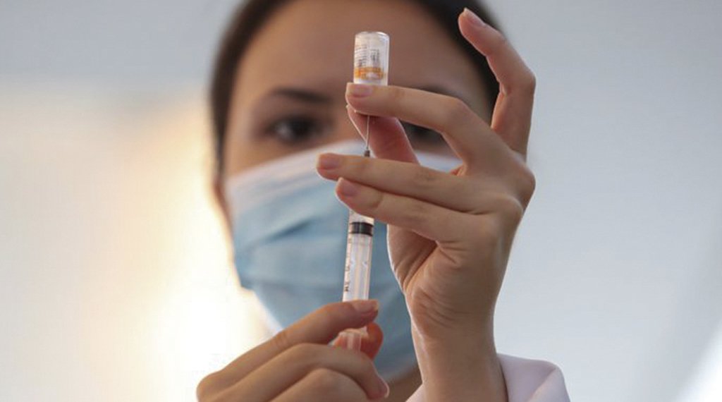 Início da vacinação não significa o fim da pandemia 1 Início da vacinação não significa o fim da pandemia