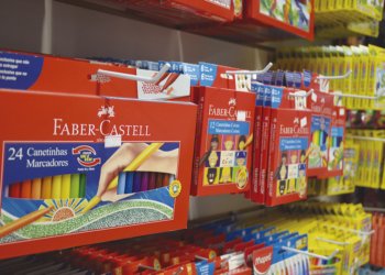 Volta às aulas aumenta a procura por materiais escolares 8 Volta às aulas aumenta a procura por materiais escolares