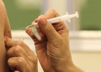 Vacinação contra a Covid-19 será retomada assim que chegarem novas doses 3 Vacinação contra a Covid-19 será retomada assim que chegarem novas doses