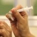 Educadores começam a ser vacinados nesta quarta-feira em Campo Bom 5 Vacinação contra a Covid-19 será retomada assim que chegarem novas doses