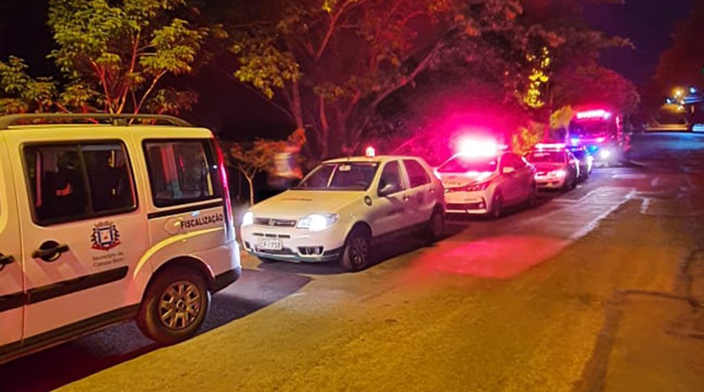 Com a liberação de atividades, o município reforça a fiscalização para frear o vírus 1 Com a liberação de atividades, o município reforça a fiscalização para frear o vírus