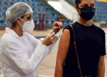 A segunda dose para profissionais da saúde que se vacinaram com a CoronaVac/Butantan serão feitas a partir desta terça-feira 7 A segunda dose para profissionais da saúde que se vacinaram com a CoronaVac/Butantan serão feitas a partir desta terça-feira