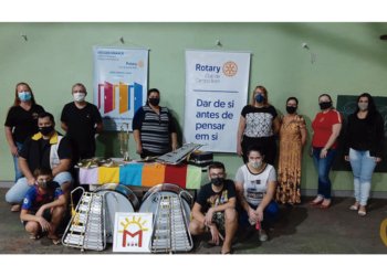 EMEF Morada do Sol recebe instrumentos musicais do Rotary