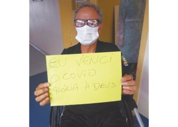 Aos 71 anos, seu Delmar, mais conhecido por "Casquinha", é mais um sobrevivente da Covid-19 6 Aos 71 anos, seu Delmar, mais conhecido por “Casquinha”, é mais um sobrevivente da Covid-19