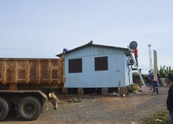 Reintegração de posse aconteceu na manhã desta terça, no bairro Vila Rica
