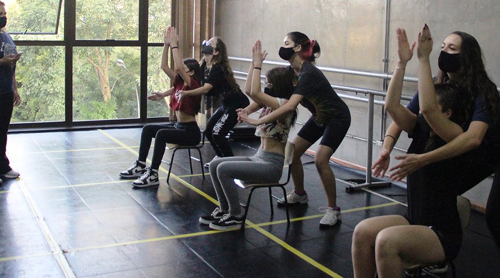 Escola de Arte-Educação oferece curso de Tik Tok 1 Escola de Arte-Educação oferece curso de Tik Tok