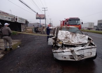 Veículo emplacado em Campo Bom se envolve em acidente com vítimas fatais em Portão 7 Veículo emplacado em Campo Bom se envolve em acidente com vítimas fatais em Portão
