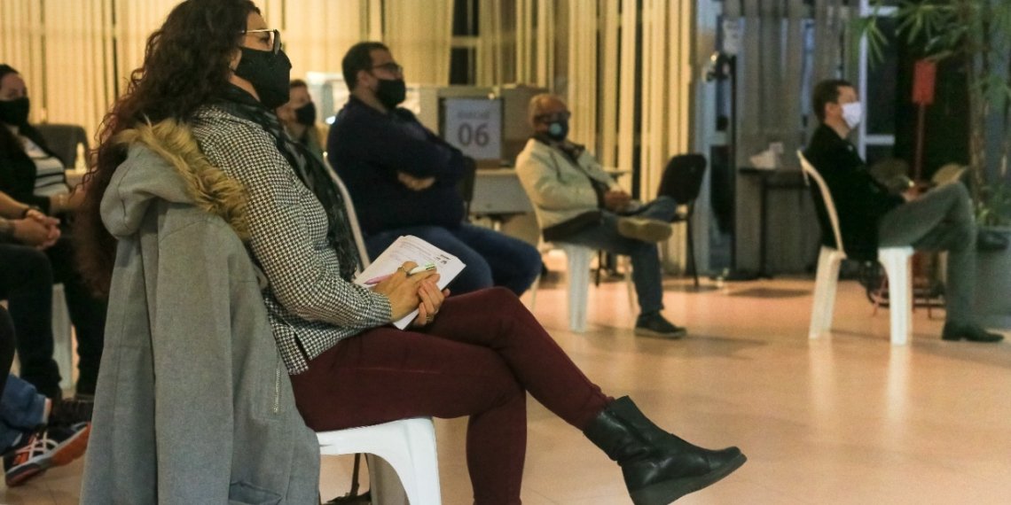 Prefeitura oferece capacitação sobre o mercado de trabalho para jovens no ensino médio e pessoas cadastradas no Sine 1 Prefeitura oferece capacitação sobre o mercado de trabalho para jovens no ensino médio e pessoas cadastradas no Sine