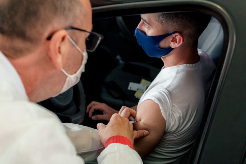 Campo Bom vacina público acima de 23 anos nesta quarta-feira, 11 1 lucas unser vacina