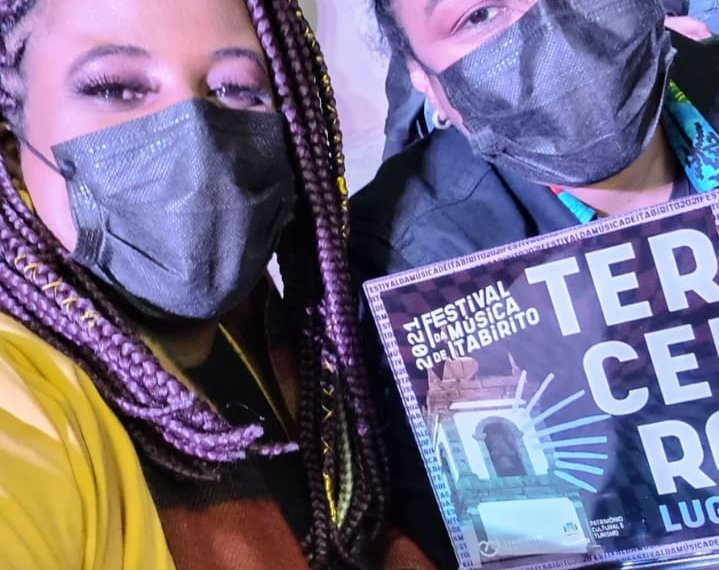 Música de 50 Tons de Pretas conquista terceiro lugar no Festival da Música de Itabirito, em Minas Gerais