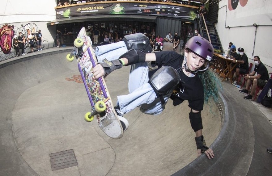 Fadinha campo-bonense brilha em competição nacional de skate no Rio