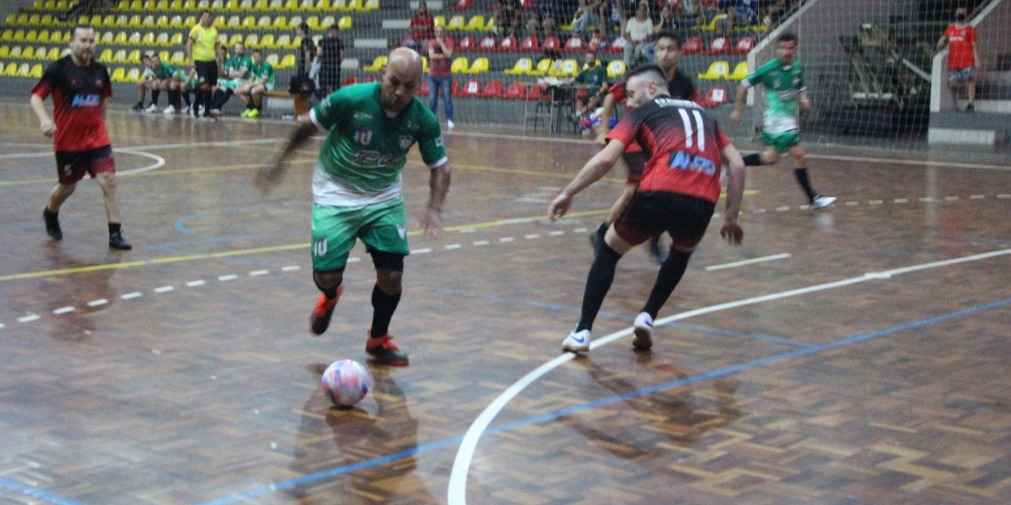 Copa Deoclécio Schuetz de Futsal realiza mais dois jogos nesta segunda-feira, 18 1 Copa Deoclécio Schuetz de Futsal realiza mais dois jogos nesta segunda-feira, 18