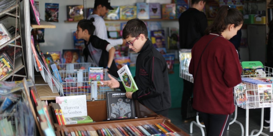 37ª Feira do Livro de Campo Bom segue até domingo, 28 1 37ª Feira do Livro de Campo Bom inicia na próxima quarta-feira