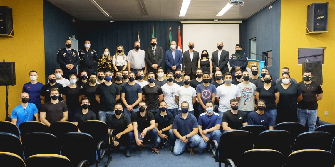 Curso de formação da Guarda Municipal de Campo Bom teve aula inaugural na manhã de hoje, 4 1 Curso de formação da Guarda Municipal de Campo Bom teve aula inaugural na manhã de hoje, 4